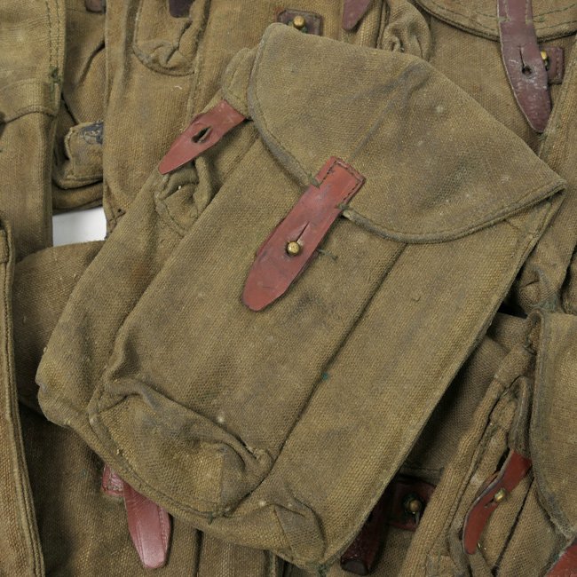 First pattern Soviet 3-cell AK-47 magazine pouch — image 2