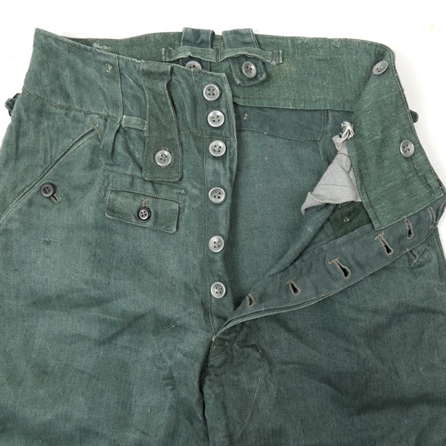 WH (Heer) M43 'Drillich' Combat Trousers — image 6