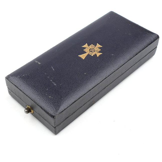 Cased Mother's Cross in Gold — image 5