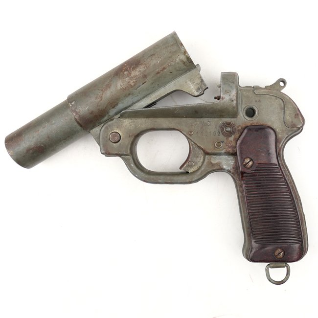 German 'Leuchtpistole 42' — image 3