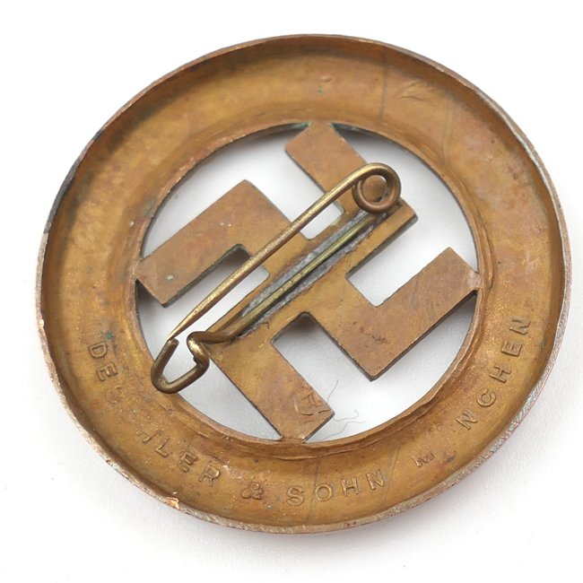 NSDAP 'Gau München' Badge 1933 — image 3