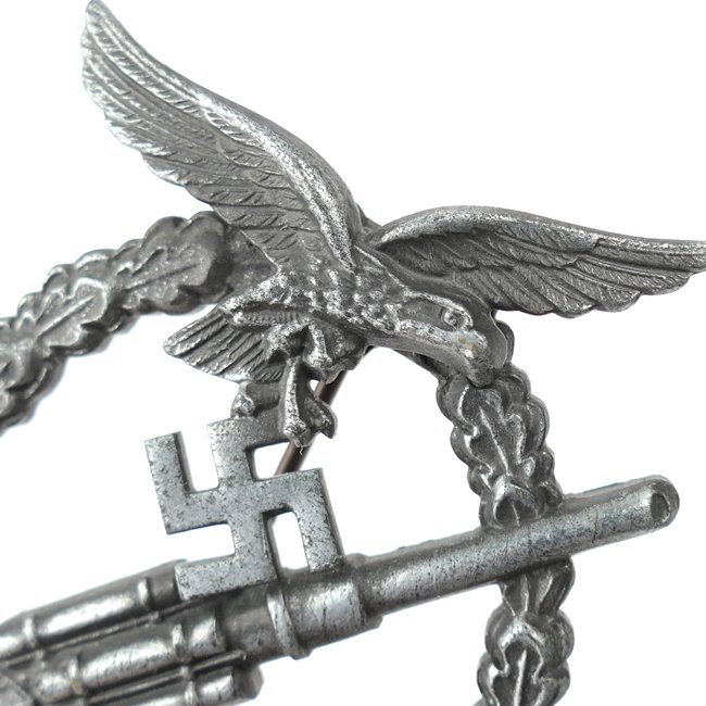 Luftwaffe Flak Artillery War Badge 'GWL' — image 3