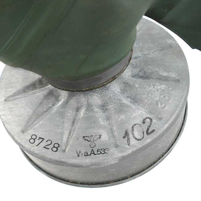 German Luftschutz Gasmask — image 5