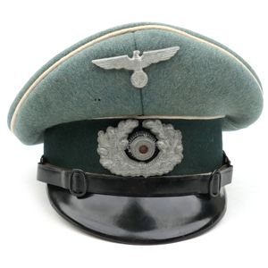WH (Heer) EM/NCO's Visor Cap - 'MG-Bataillon 2'