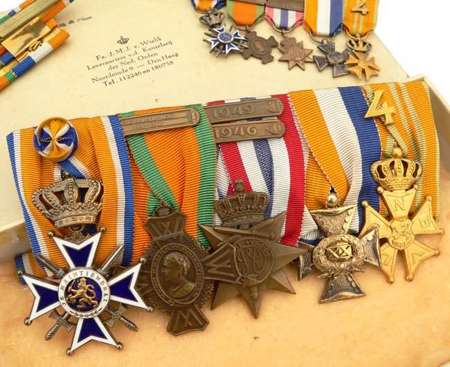 Rare original Dutch Medal-Bar — image 2