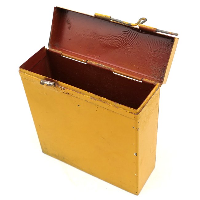 Wehrmacht Medical 'Frostsalbe' Storage Box — image 4