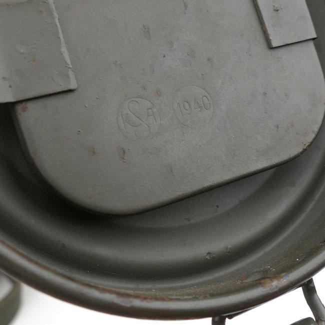 WH (Heer) Gasmask with Canister — image 5