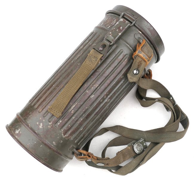 WH (Heer) Gasmask with Canister — image 6
