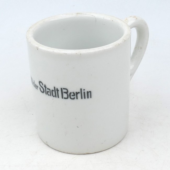 German 'Eigentum der Stadt Berlin' Porcelain Mug — image 2