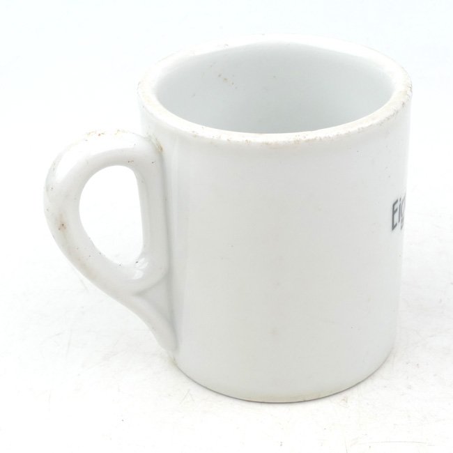 German 'Eigentum der Stadt Berlin' Porcelain Mug — image 4