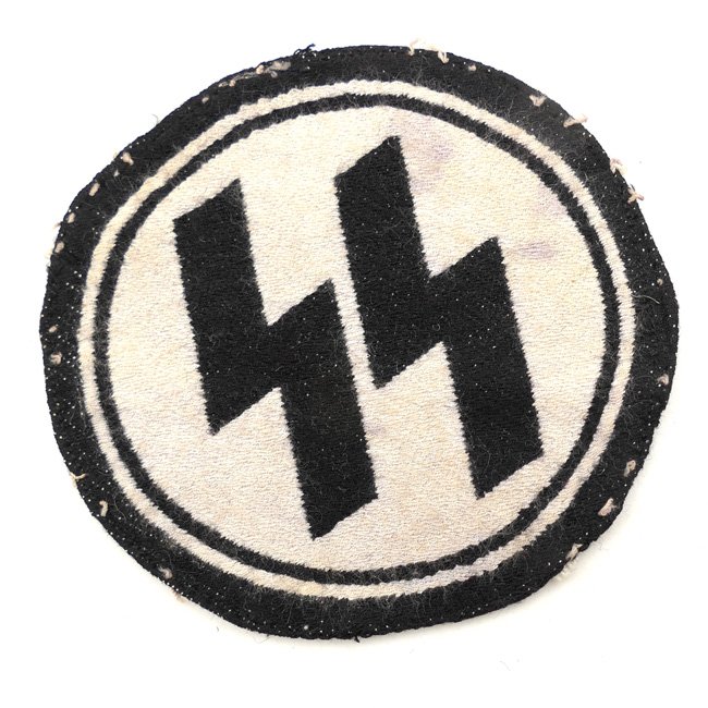 Waffen-SS Sport Shirt Insignia — image 2