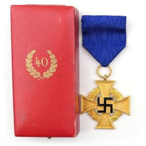 Cased Forty Years Faithful Service Medal
