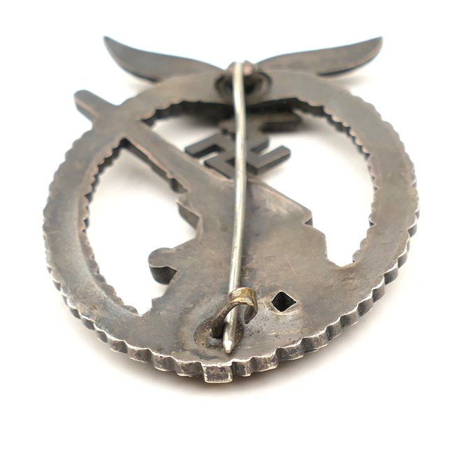 Luftwaffe Flak Artillery War Badge — image 5