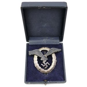 Cased Luftwaffe Pilots Badge - 'B&NL'