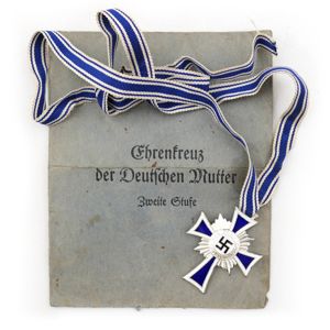 Mothers Cross in Silver with Pouch