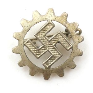 DAF Members Pin