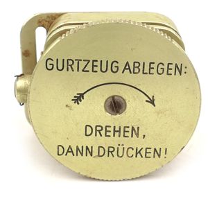 Lufwaffe Parachute Harness Quick Release Box