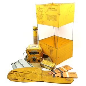 WW2 USAAF 'Gibson Girl' SCR-578 Survival Radio Transmitter