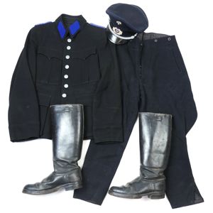 Dutch 'Schalkhaar' Police Tunic Grouping