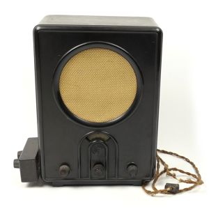 German 'Volksempfänger' VE301W Radio