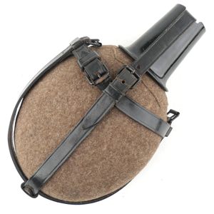 WH (Heer) Medical M31 Canteen and Cup