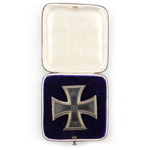 Cased WW1 Iron Cross 1st Class 'Square Punch'