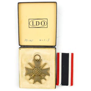 KVK 2nd Class with Swords in 'LDO' Box