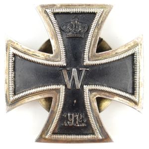 Screw-back WW1 Iron Cross 1st Class 'L/15'