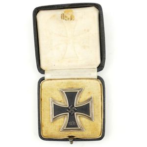 Cased Iron Cross 1st Class '7'