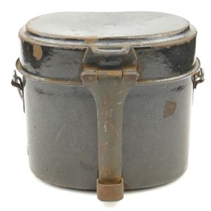 Late war Enamelled Mess Kit M42 - WJ44