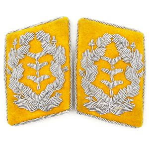 Pair of Luftwaffe Flight/FJ Officer's Collar-tabs
