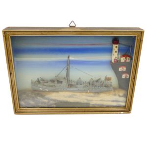 Kriegsmarine Souvernir Glass Show Case