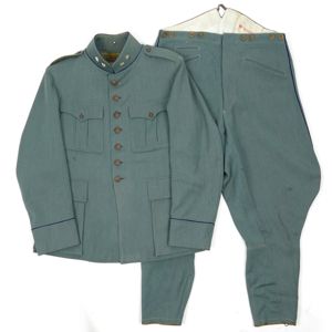 Dutch 'Buitenmodel' Tunic Grouping