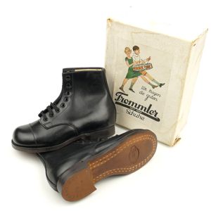 Rare original 'Trommler' Boys Shoes in Box