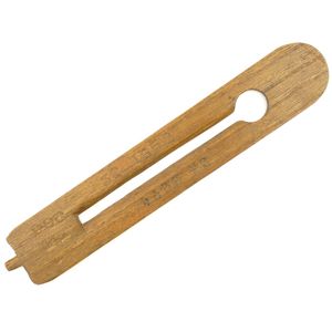 Dutch Button Cleaning Stick