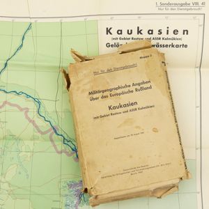 Original Case with Invasion Maps 'Kaukasien'