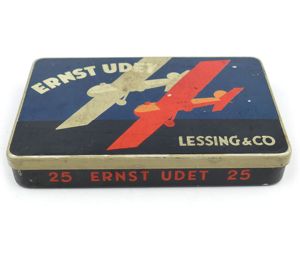 'Ernst Udet' Cigarettes Box