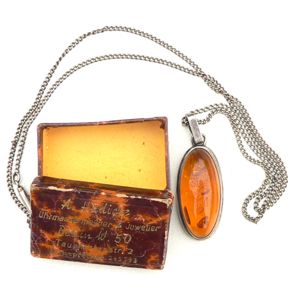 German Amber 'Sieg Heil' Swastika Necklace