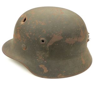 WH (Heer) M40 SD Helmet with bullet hole