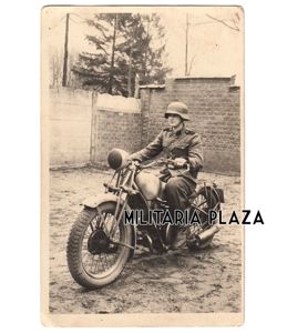 Waffen-SS photograph