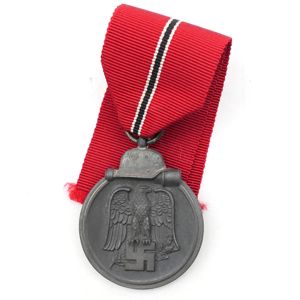 Ostmedaille '3'