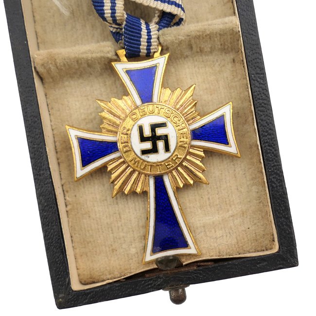 Cased Mother's Cross in Gold — image 2