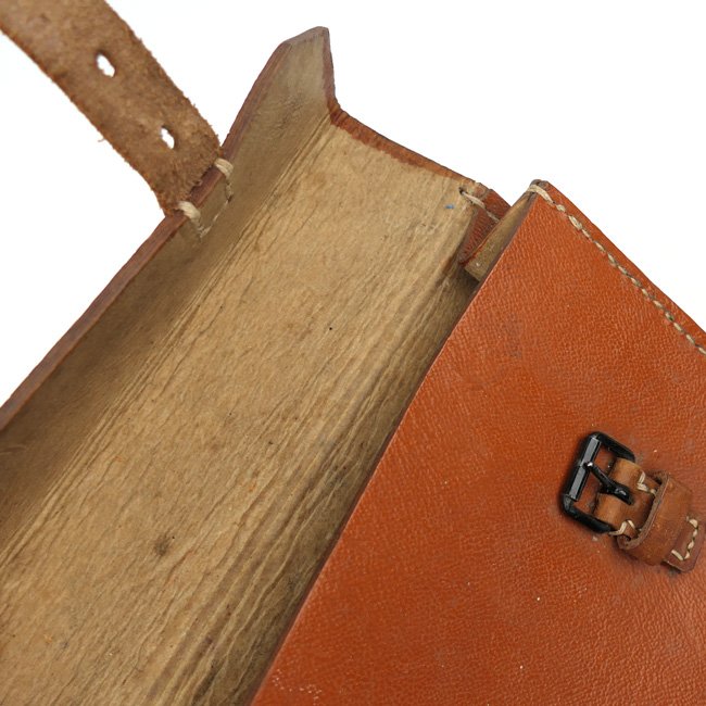 German Pouch made of 'Ersatz' Material — image 3