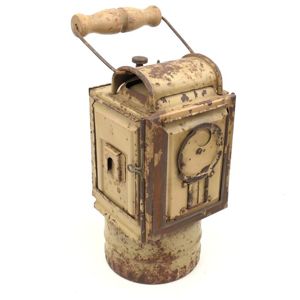 Wehrmacht Tan Painted Carbide Field Lantern