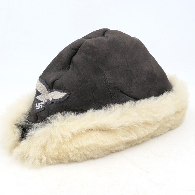 Luftwaffe Female Auxiliaries Winter Fur Overseas Cap — image 2