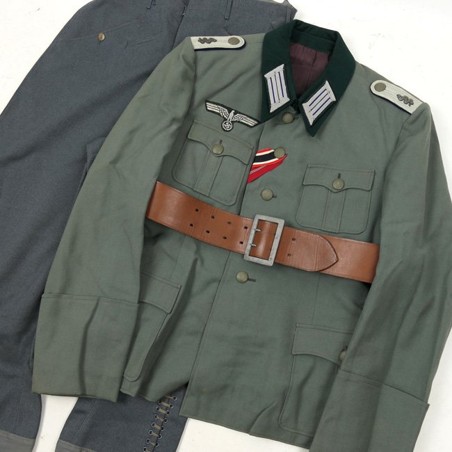 WH (Heer) Medical Officer's Field Blouse Grouping — image 2