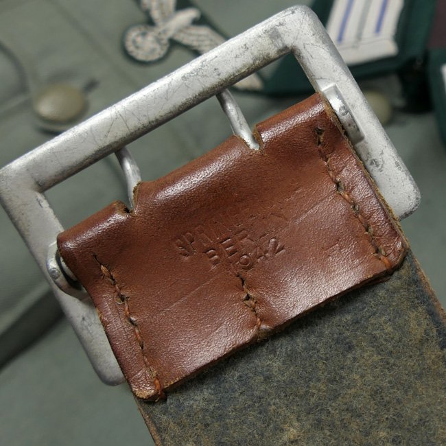 WH (Heer) Medical Officer's Field Blouse Grouping — image 9