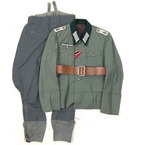 WH (Heer) Medical Officer's Field Blouse Grouping