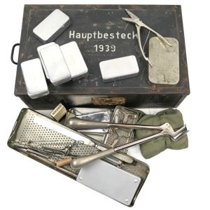 Wehrmacht Medical 'Hauptbesteck 1939' Box