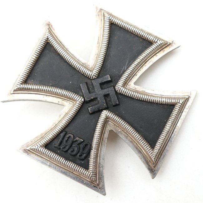 WW2 Iron Cross 1st Class 'K&Q' — image 2